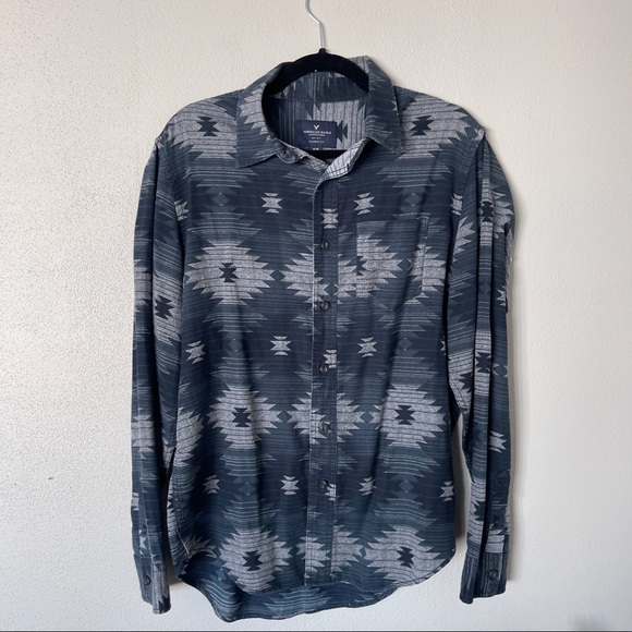 American Eagle Aztec Button Up Shirt - Picture 1 of 3